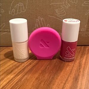 Olive & June Nail Polish Set